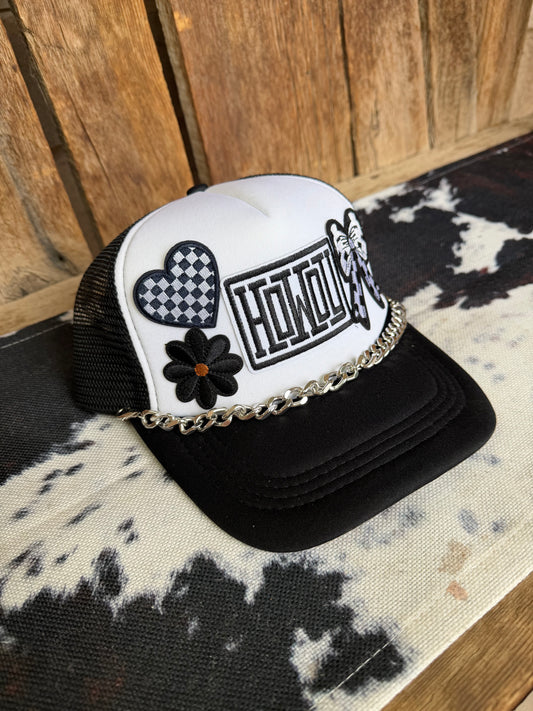 Howdy trucker hat