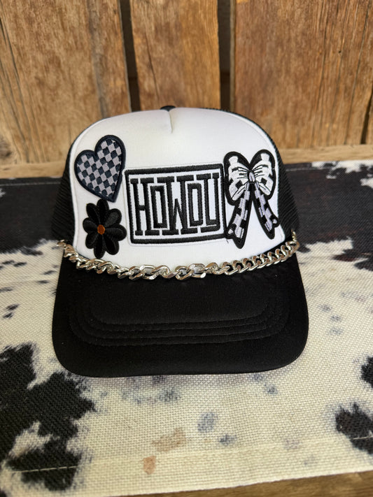 Howdy trucker hat